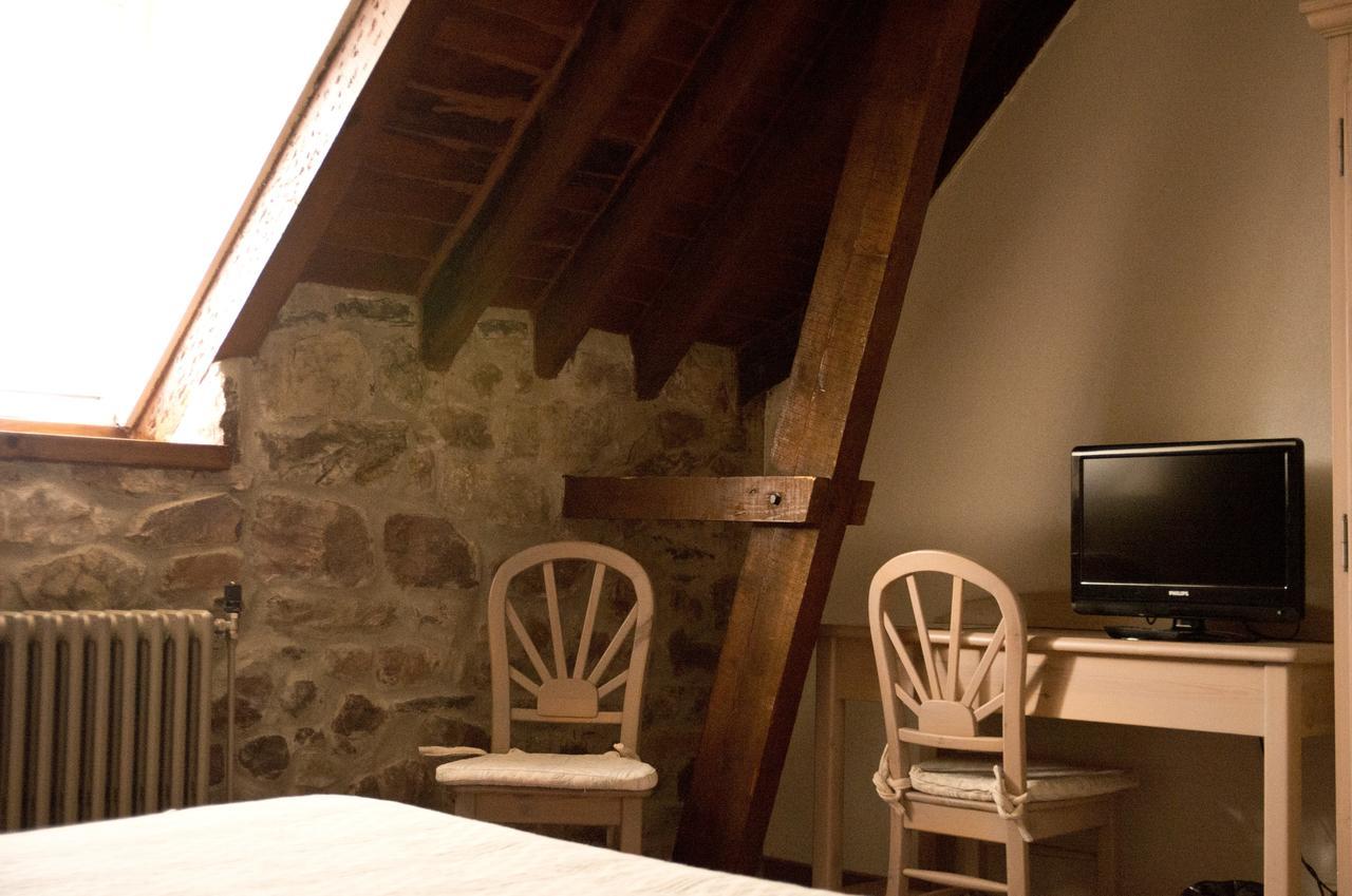 Hotel Rural Loizu Burguete Δωμάτιο φωτογραφία