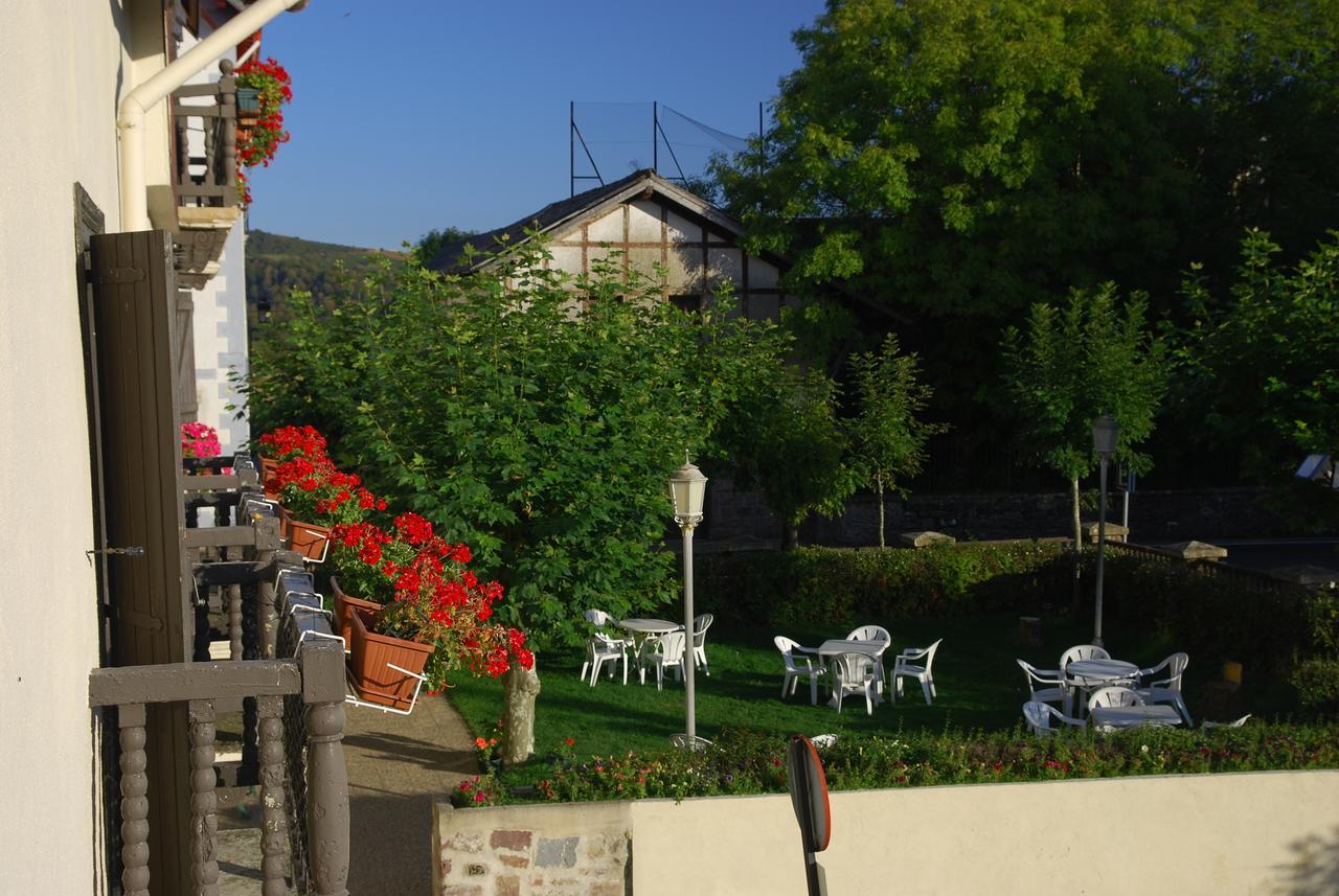Hotel Rural Loizu Burguete Εξωτερικό φωτογραφία