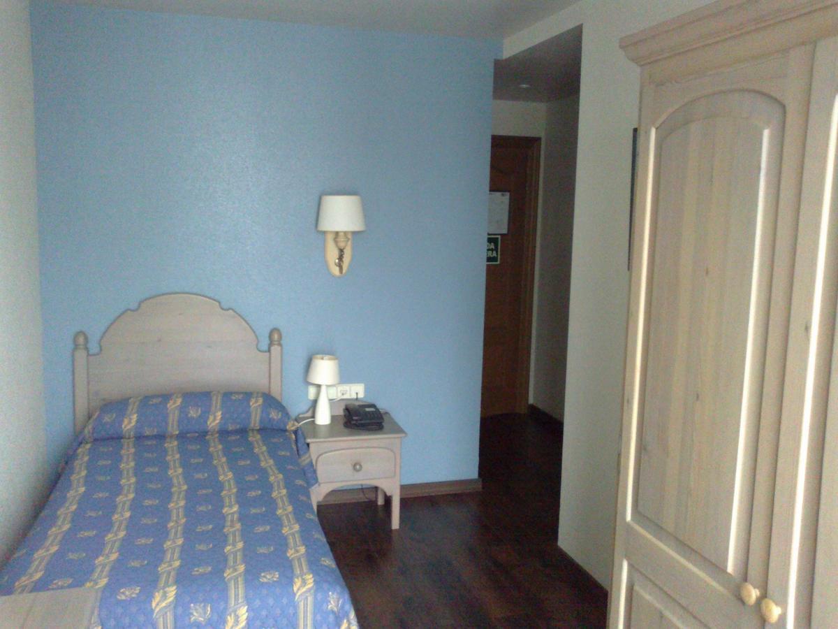 Hotel Rural Loizu Burguete Δωμάτιο φωτογραφία