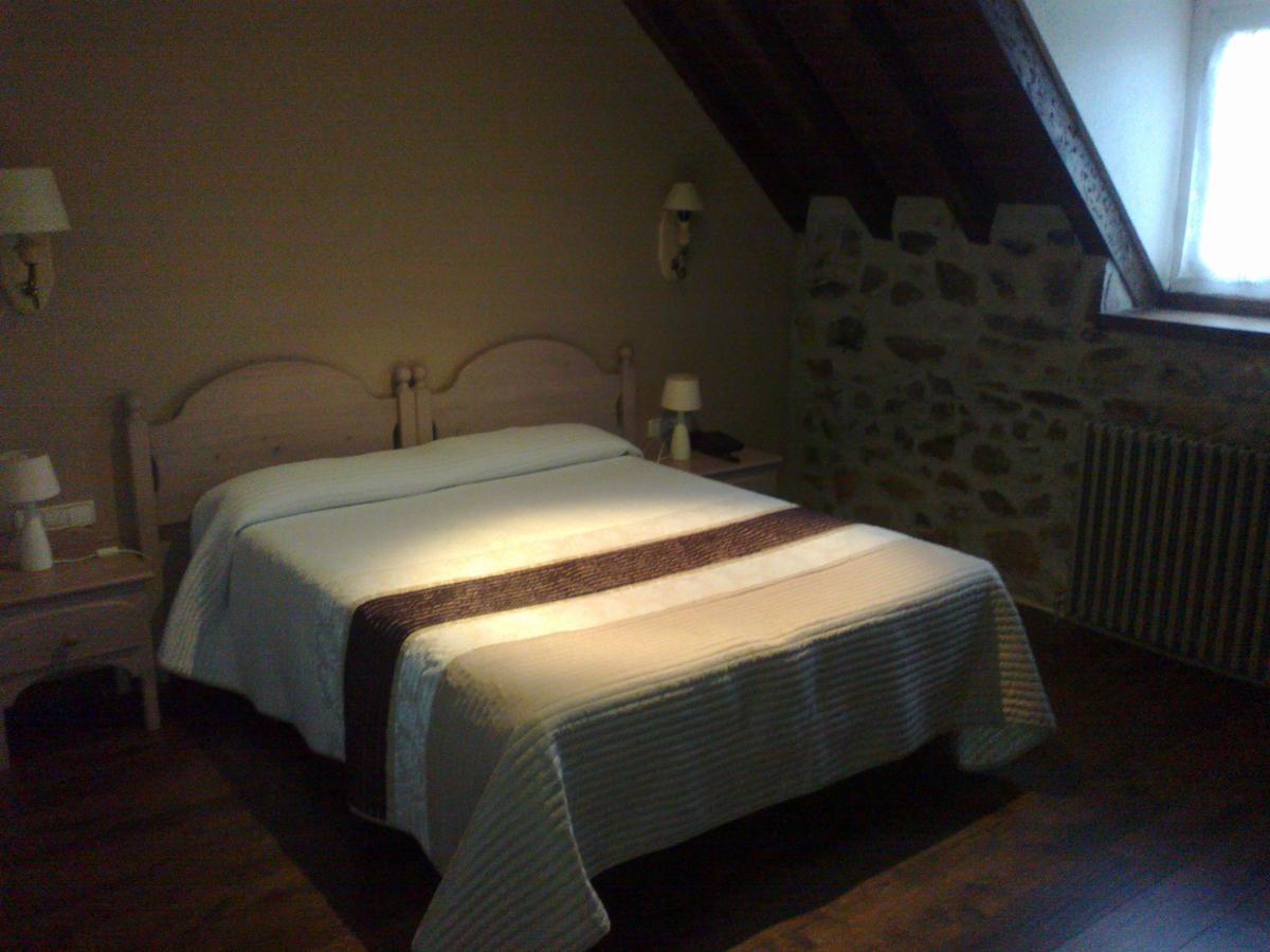 Hotel Rural Loizu Burguete Δωμάτιο φωτογραφία